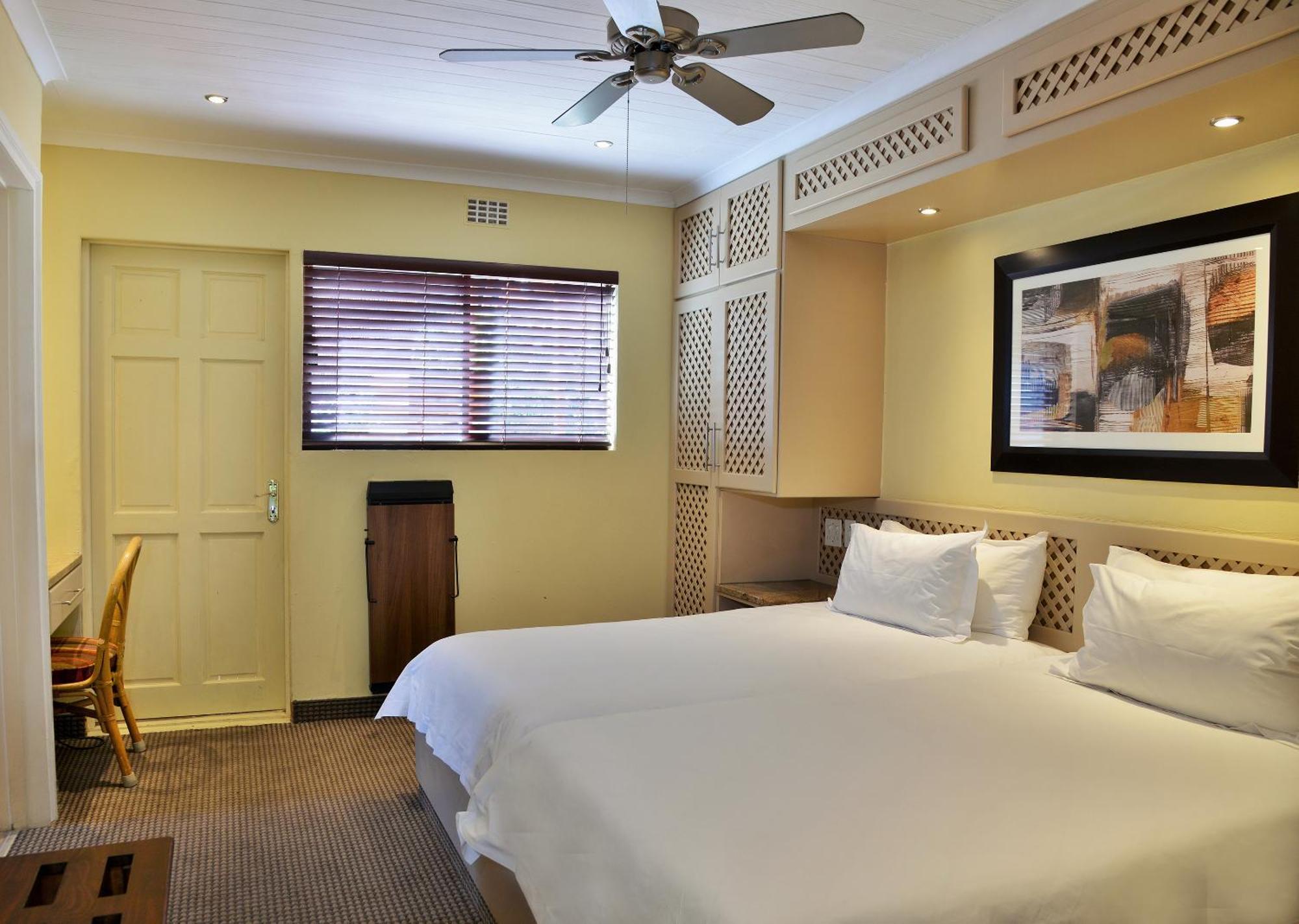 Avalon Springs By Dream Resorts Montagu Exterior photo